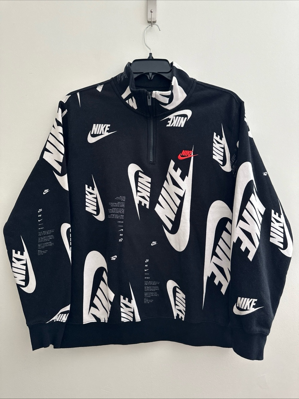 Nike Sportswear Club Sweatshirt Mens Size L Black Fleece All Over Print Pullover